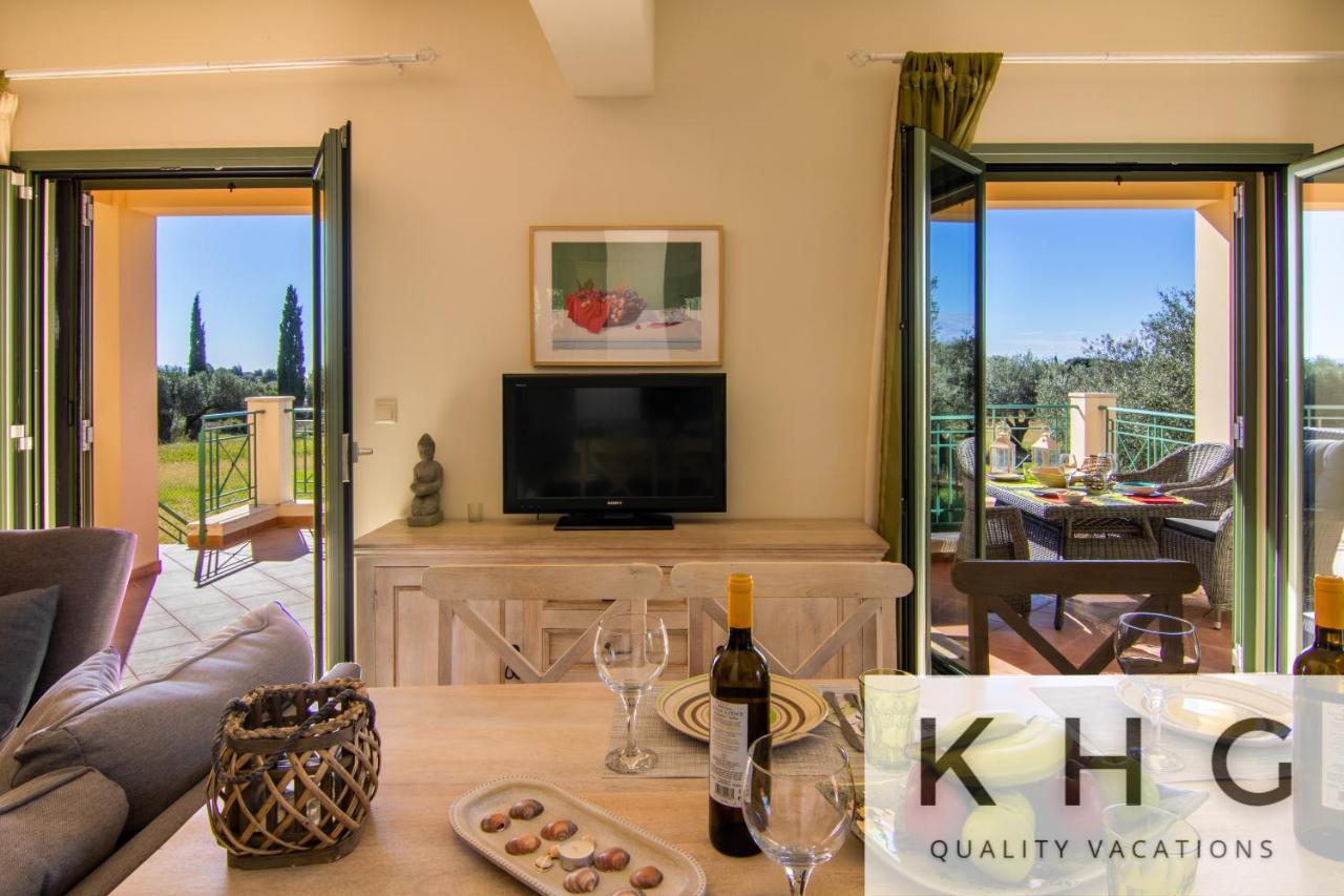 Villa Elaionas 1 Experiencing Nature'S Tranquility! Svoronata Extérieur photo